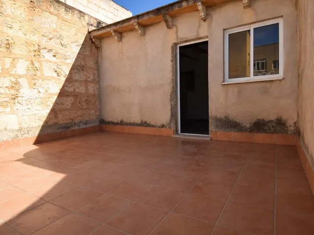 Casa  con patio   en Inca — 26