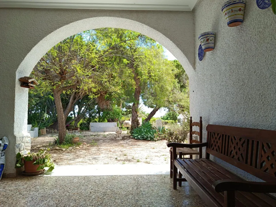 CASA DE CAMPO CERCA DE ELCHE