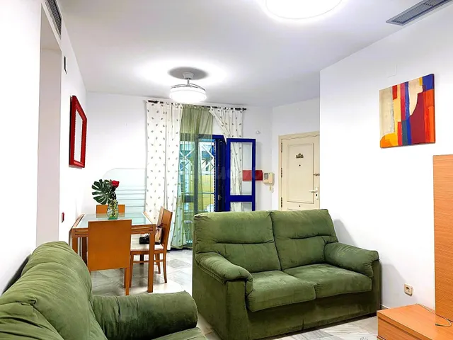 ALQUILER EN LOS CISNES -3 DORM. Y 2 BAÑOS