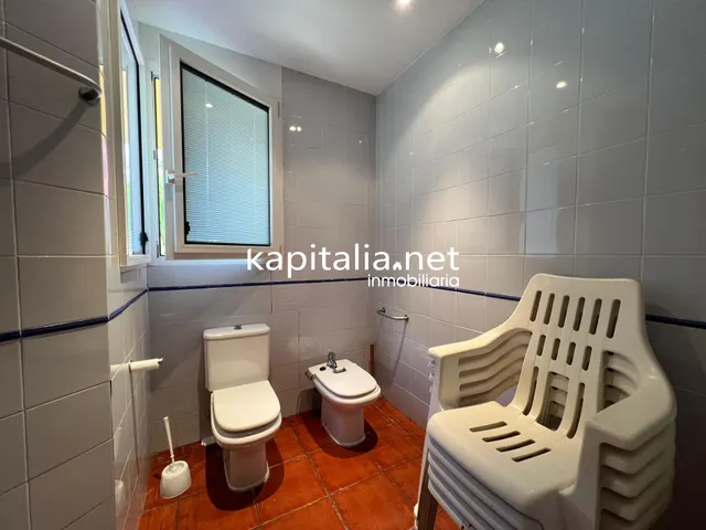 Fantástico chalet a la venta en Ontinyent , zona la Solana . — 33