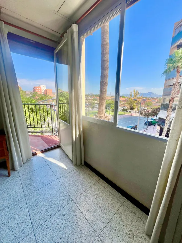 ¡Piso de 3 dormitorios con balcón en San Vicente del Raspeig! — 15