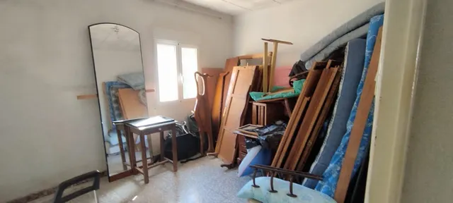 Amplio Piso en Elche - Ideal para Reformar e invertir! — 12