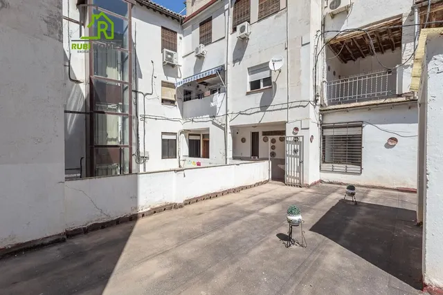 GRAN PROPIEDAD CON 10 DORMITORIOS EN SAN ANTON — 32