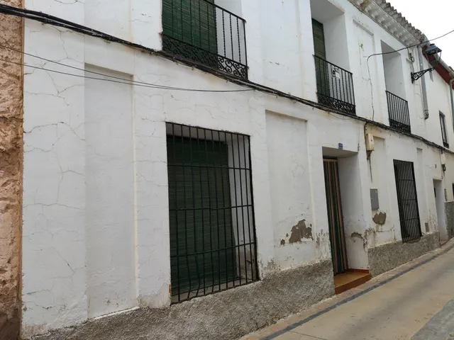 Se vende casa en Villanueva de Huerva — 38