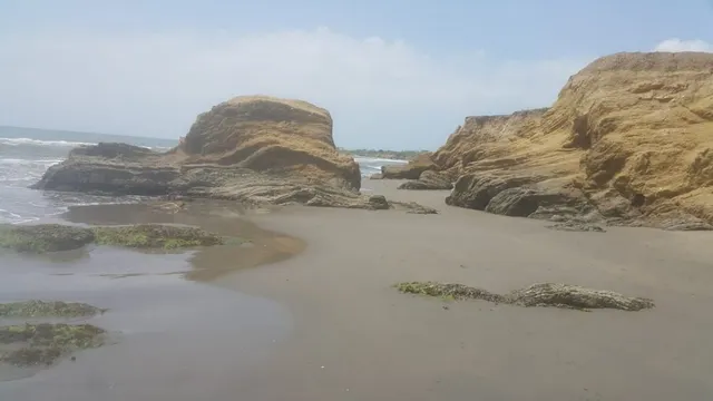 Venta de terreno con playas en sector de Punta Canoa — 21