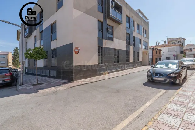 VENTA DE PISO JUNTO AL METRO DE CHURRIANA DE LA VEGA