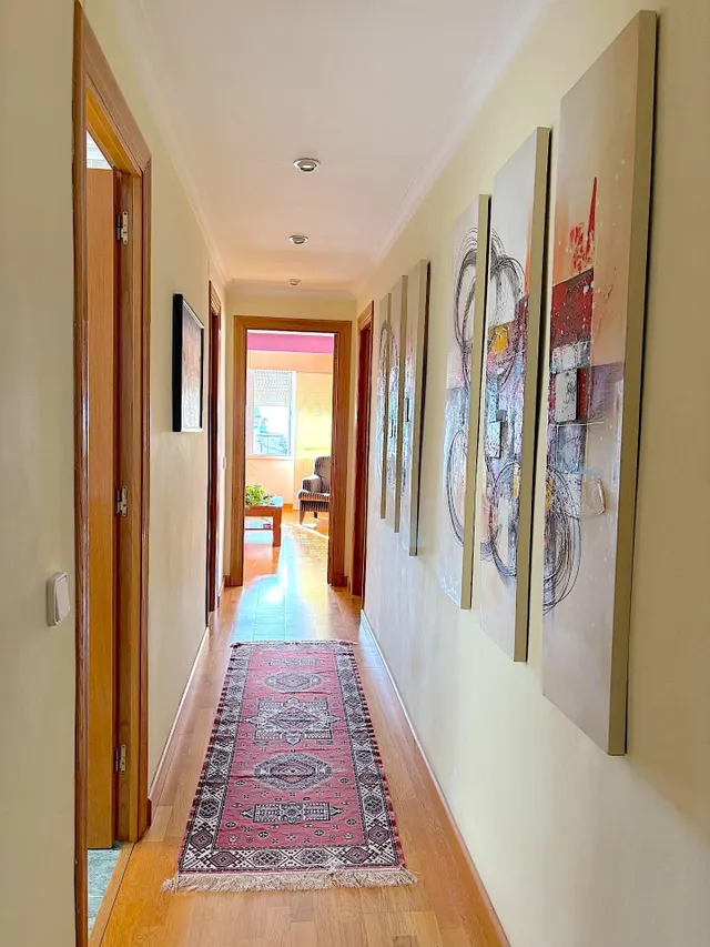 Gran piso en esquina y reformado en la ronda del castillo — 13