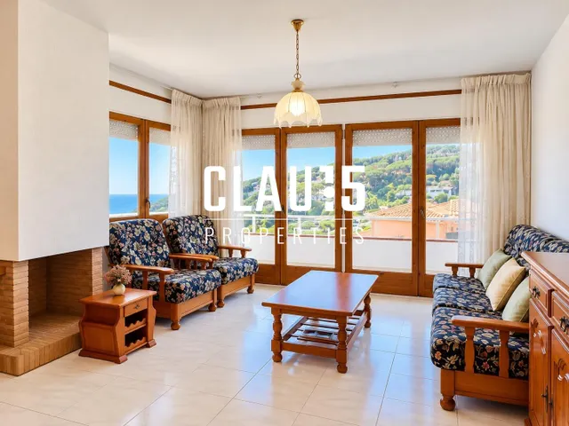 Casa independiente en venta con piscina privada y espectaculares vistas al mar en Sant Pol de Mar — 10