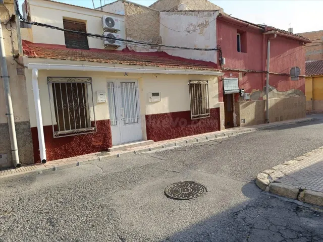Venta de Casa en Calle Montero Totana