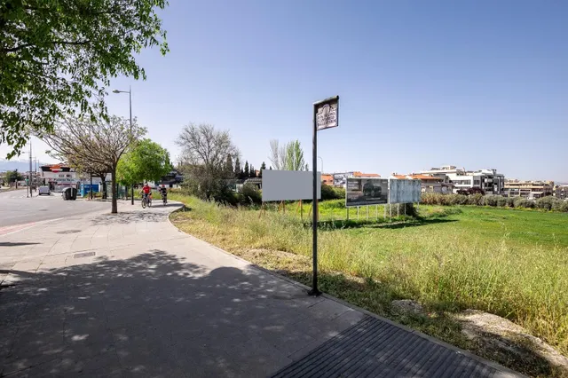 ¡Gran oportunidad en Maracena, Granada! Parcela con parte urbana y parte rústica. — 15