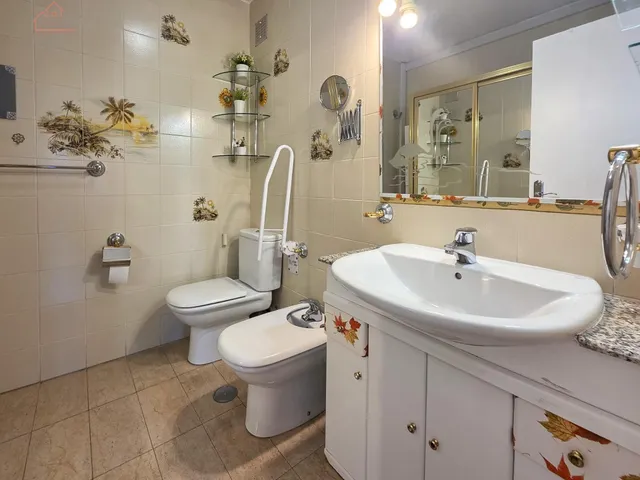 Amplia vivienda de 3 dormitorios en Fuenlabrada — 31