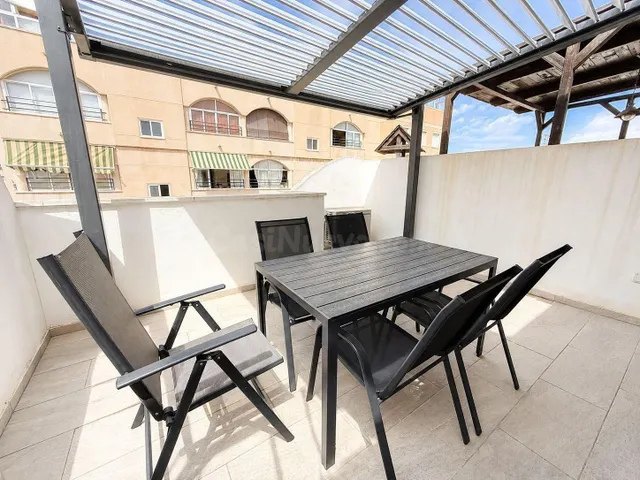 ÁTICO DUPLEX DE 3 habitaciones CON SOLARIUM PRIVADO Y PISCIN - foto 4