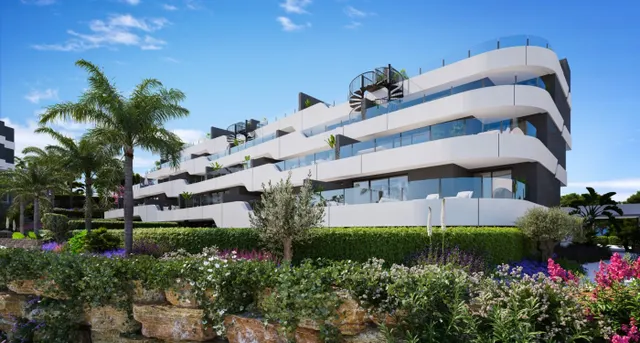 124 viviendas de 2 y 3 dormitorios, áticos y bajos con jardín en Estepona — 12