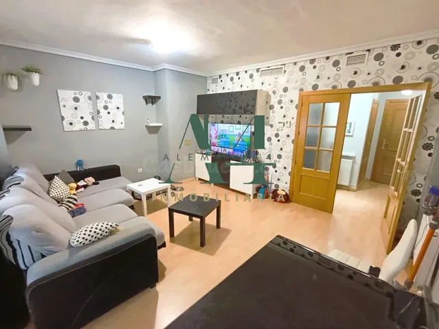 Bonito piso seminuevo en Montesol - foto 4