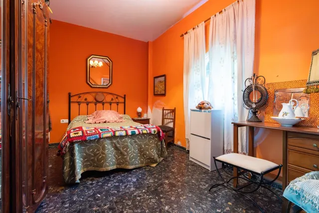 Chalet y parcela segregable en Palomares del Río — 44