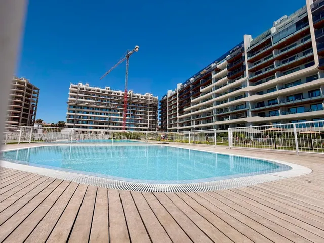 EXCLUSIVO APARTAMENTO DE OBRA NUEVA EN RESIDENCIAL VALONIA – - foto 2