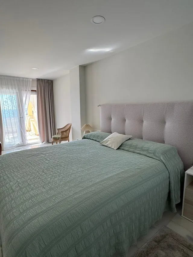 Apartamento 2 habitaciones 132m² en alquiler - Costa Del Sol — 31