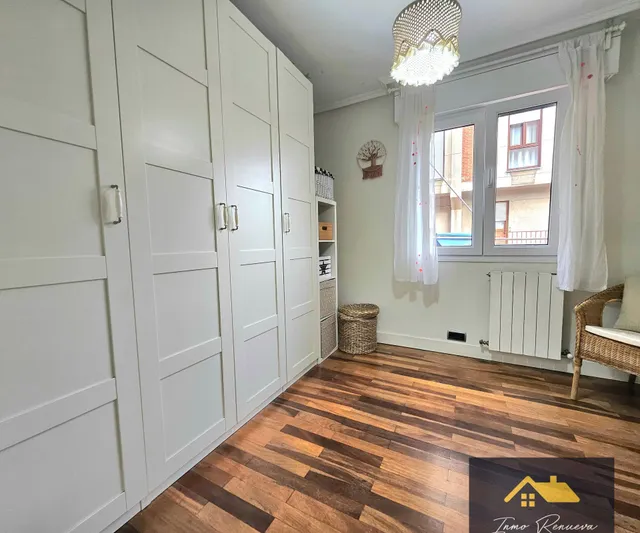 Se vende piso céntrico en Santurtzi — 30