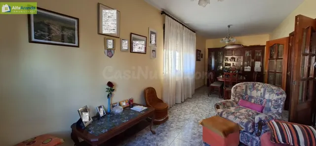 Amplia vivienda en San Juan del Monte - foto 4