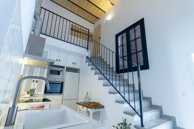 Casa en venta en Marchena, calle Cid – 2 dormitorios, 126 m2 y lista para entrar a vivir a 5 minutos del centro  2. Descripción corta — 14