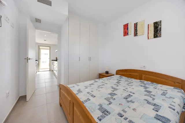 Apartamento de 2 dormitorios y 2 baños en los dolses (orihuela costa) — 25