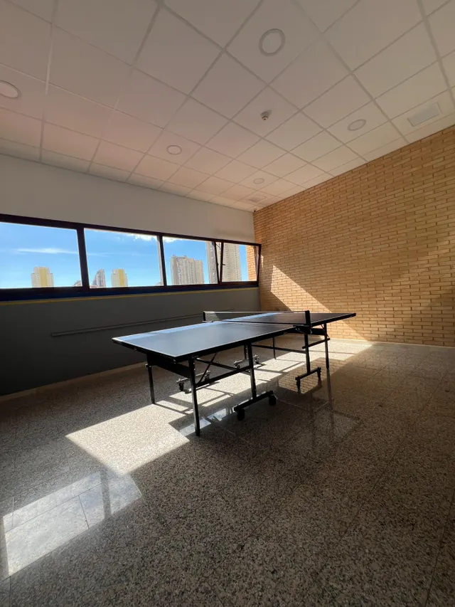 Piso en presidente adolfo suarez (playa poniente) — 22