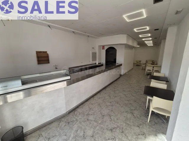 SE VENDE LOCAL COMERCIAL EN CALLE PADRE MÉNDEZ – TORRENT