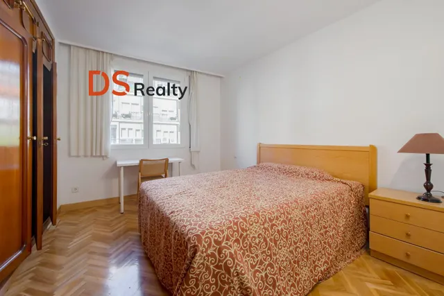 Exclusivo piso 3+2 junto a pintor rosales con terraza y trastero — 8
