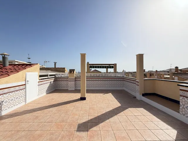 Casa 2 habitaciones 63m² en venta - Sector 25 — 50