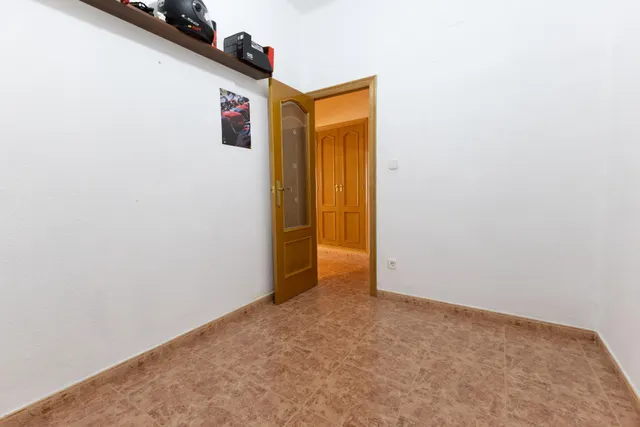 "Vivienda reformada con vistas privilegiadas". — 18