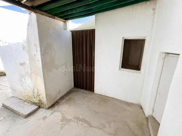 Dos viviendas con patio en una única finca registral en Alca - foto 3