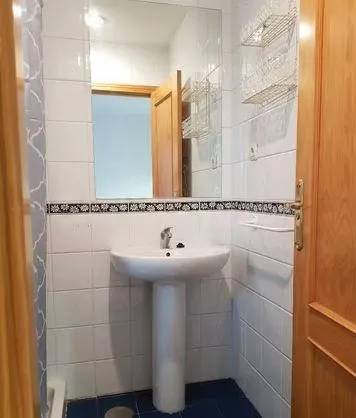 SE ALQUILA UN INCREÍBLE APARTAMENTO PARA ESTUDIANTES EN EN E - foto 4