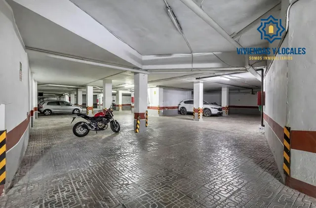 PLAZA DE GARAJE JUNTO A RECOGIDAS — 5