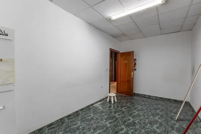 Local comercial en Pajaritos. — 11