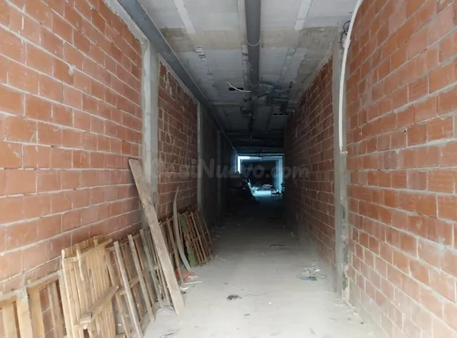 Local comercial en bruto en venta en Picassent (Valencia) — 3