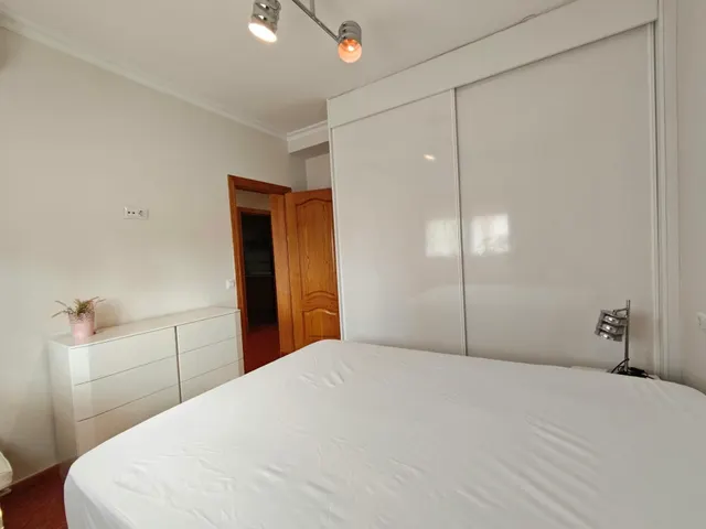 Amplio y Moderno Piso en Alcázar de San Juan - Ideal para Familias — 6