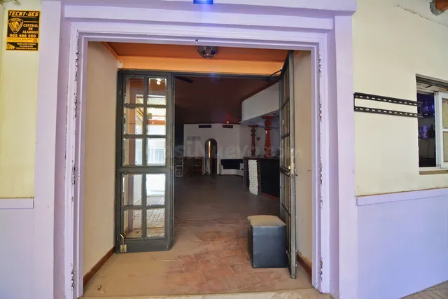 Bar 90m² en venta - Centro — 4