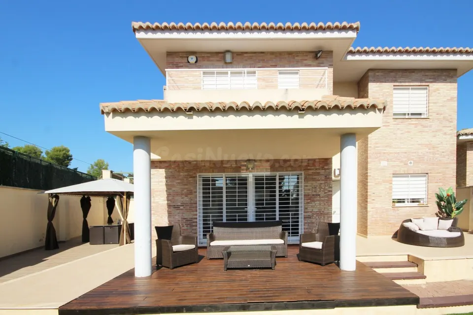 Chalet en venta en calicanto – Chiva | 3 dormitorios | 3 baños | 160 m2 | parcela 400 m2