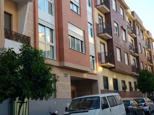 ¡Oportunidad de Inversión en el Corazón de Granada! — 8