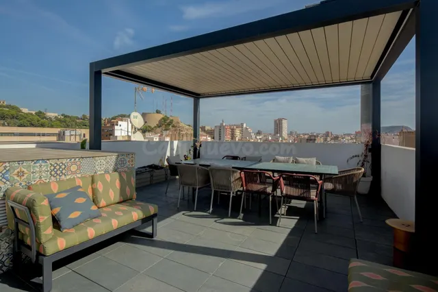 Ático con solárium de una habitación doble y un despacho en  - foto 2