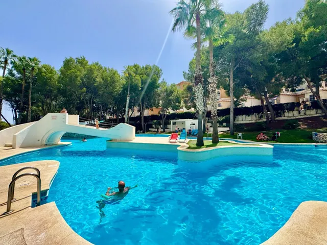 APARTAMENTO DE 2 DORMITORIOS CON VISTAS MARAVILLOSOS DEL MAR Y PISCINA! — 26