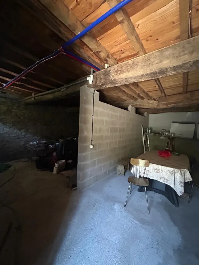 Encantadora Casa de Piedra en Villafranca del Bierzo por solo €65,000 — 28