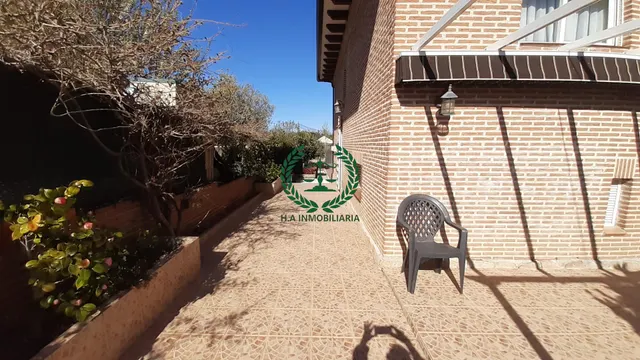 CHALET INDEPENDIENTE AMUEBLADO EN ALQUILER PEDREZUELA — 10