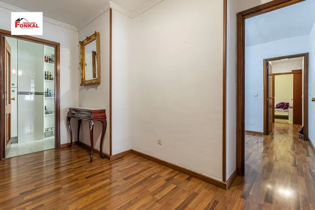AMPLIO PISO EN EL CENTRO, ZONA MADRE DE DIOS — 13