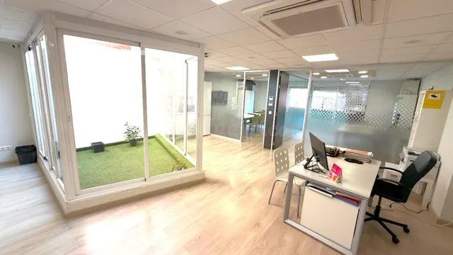 ¡¡OFICINA TOTALMENTE REFORMADA EN VENTA !! - foto 2