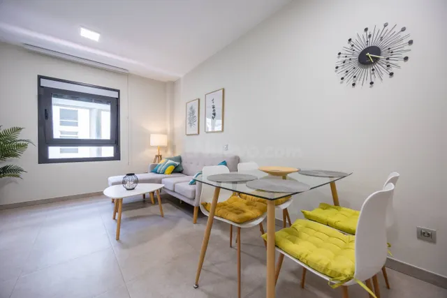 A UN PASO DE LAS CANTERAS Y ALCARAVANERAS CON DOS DORMITORIO