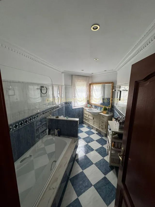 Chalet 7 habitaciones 630m² en venta - Centro — 40