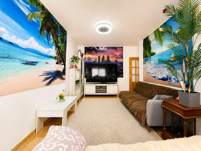 Piso en venta en Roquetas de Mar - foto 3