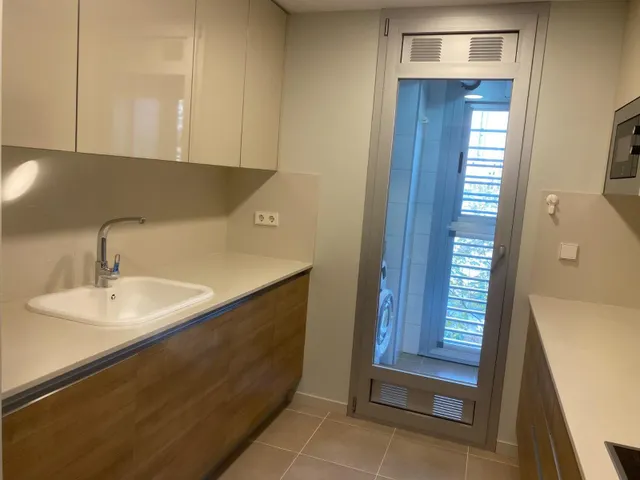PARTICULAR VENDE | PISO CON GARAJE, TRASTERO Y PISCINA EN CUATRE CARRERES — 17