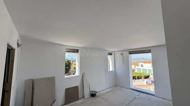 Chalet pareado moderno con piscina privada y semisótano en Alhaurín de la Torre — 8